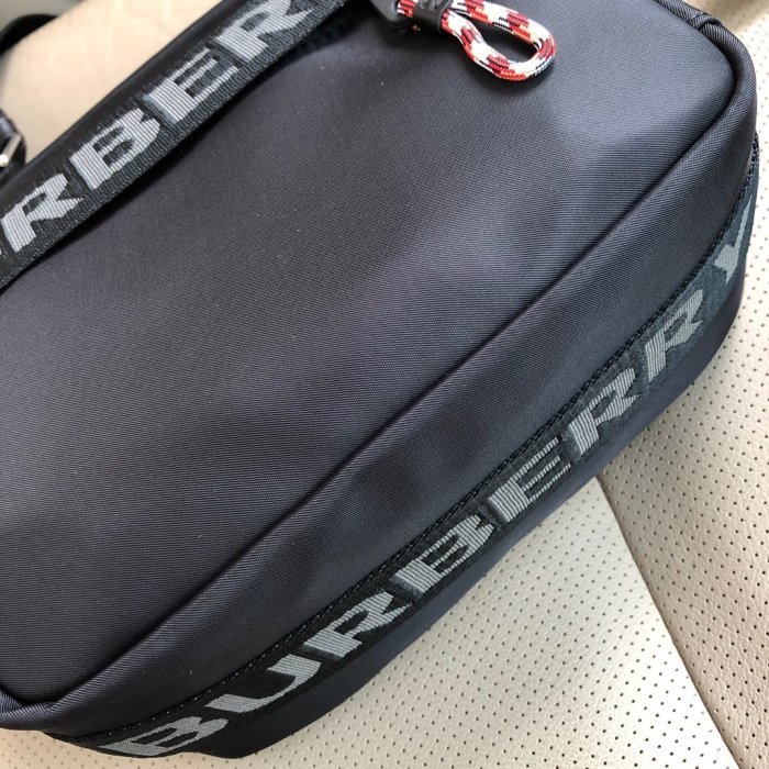 2020SS新作 Burberry バーバリー メンズ ショルダーバック スーパーコピー