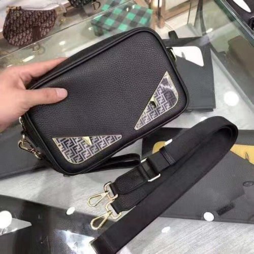 2021SS新作 FENDI フェンディ ショルダーバック スーパーコピー