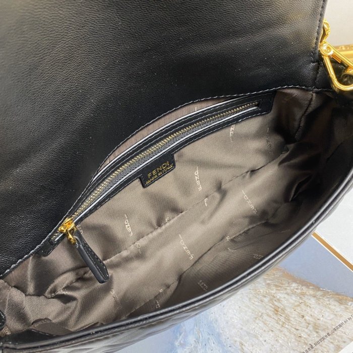 2020SS新作 FENDI フェンディ レディース ショルダーバック スーパーコピー