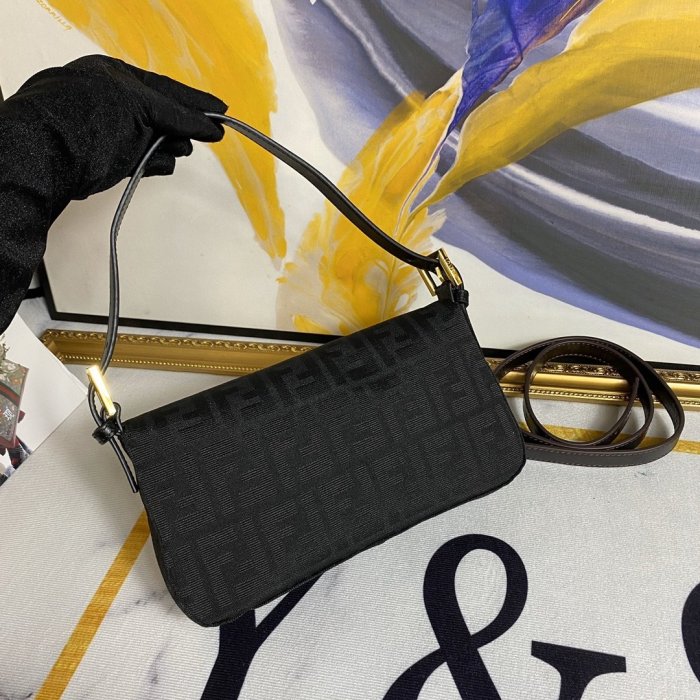 2020SS新作 FENDI フェンディ レディース ショルダーバック スーパーコピー