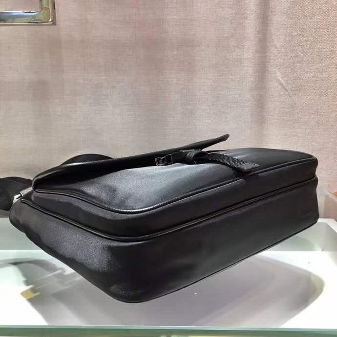 2021SS新作 メンズ Prada プラダショルダーバッグスーパーコピー