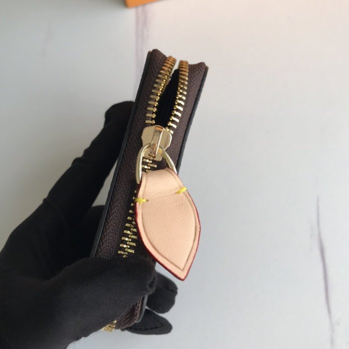202103SSルイヴィトン LOUIS VUITTON 新作通販 短財布 スーパーコピー