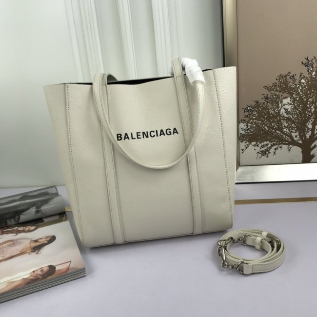 2021SS新作 Balenciaga バレンシアガ レディース ショルダーバックスーパーコピー