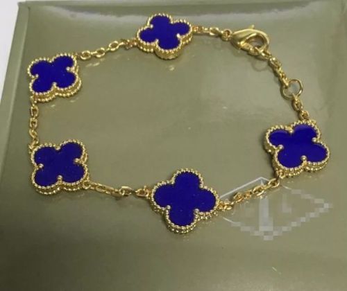 Van Cleef & Arpels ヴァン クリーフ＆アーペル ブレスレット/カフブレス Van-019