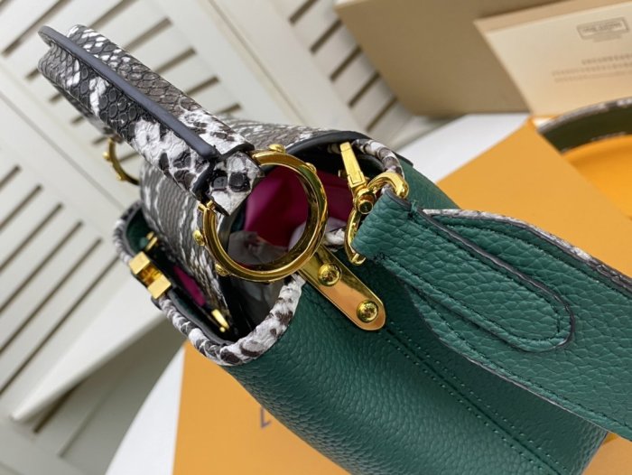 202103新作 Louis Vuitton ルイヴィトン ショルダーバッグスーパーコピー