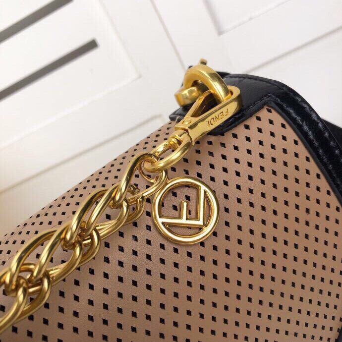 2020SS新作 FENDI フェンディ レディース ショルダーバック スーパーコピー