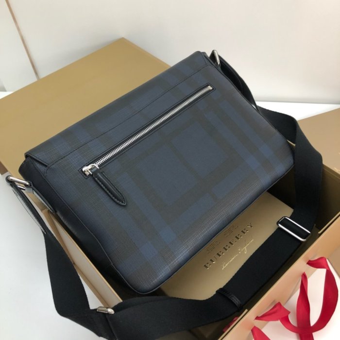 202103SS新作 Burberry バーバリー メンズ ショルダーバック スーパーコピー