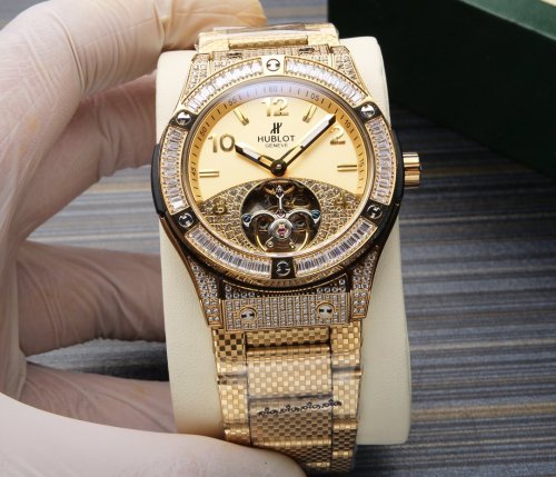 2020SS新作HUBLOT ウブロメンズ時計 スーパーコピー7色