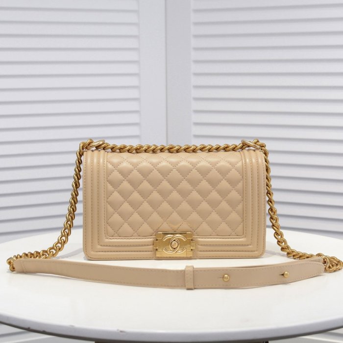 2021SS新作 シャネル Chanel ショルダーバック スーパーコピー