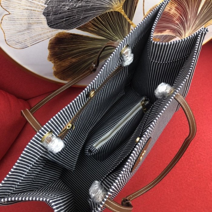 2021SS新作 Celine セリーヌ レディースショルダーバッグスーパーコピー