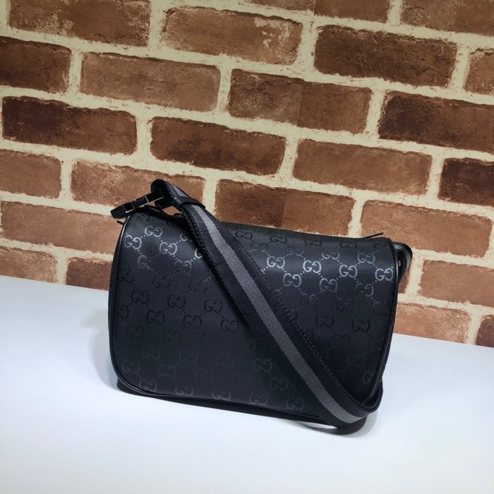 202103SS新作 Gucci グッチ メンズ ショルダーバックスーパーコピー