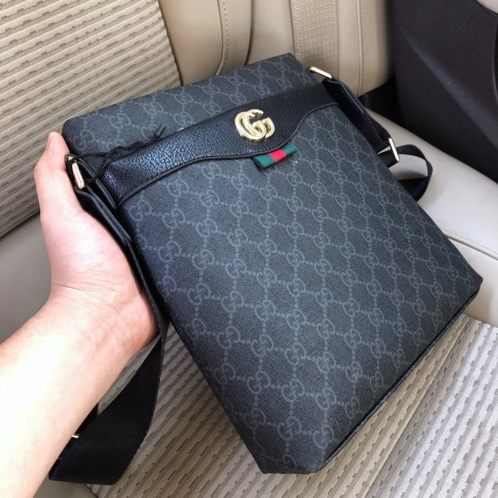 2020SS新作 Gucci グッチ メンズ ショルダーバックスーパーコピー