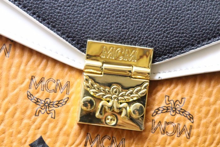 2020SS新作 MCM エムシーエム レディース ショルダーバック スーパーコピー