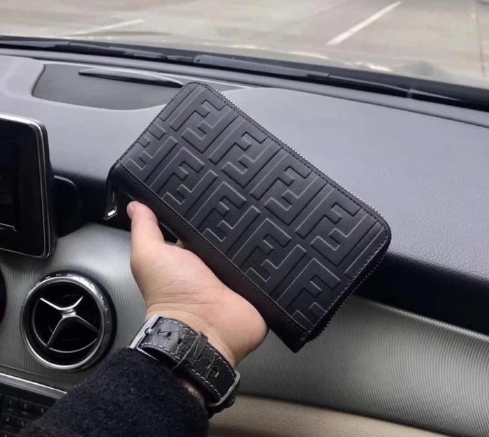 2020SSフェンディ FENDI 新作通販長財布 スーパーコピー