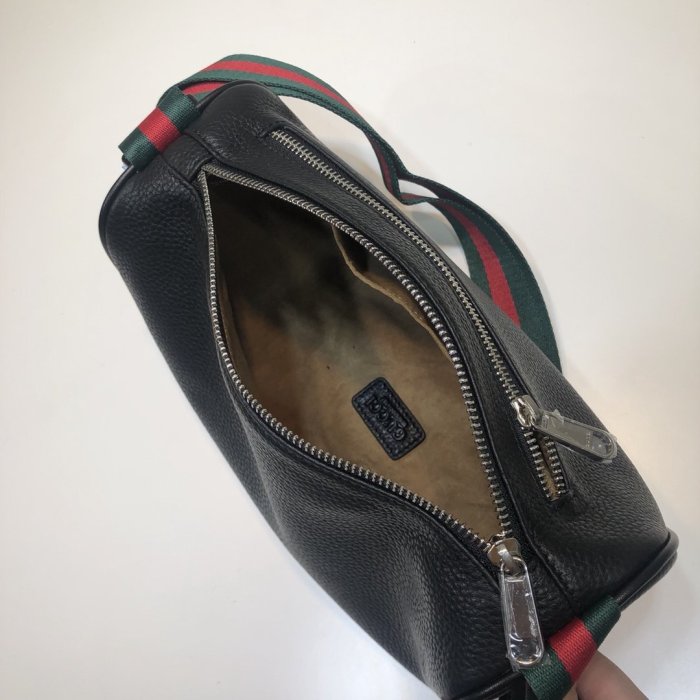 2021SS新作 Gucci グッチ メンズ ショルダーバックスーパーコピー