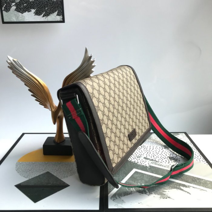 2021SS新作 Gucci グッチ メンズ ショルダーバックスーパーコピー