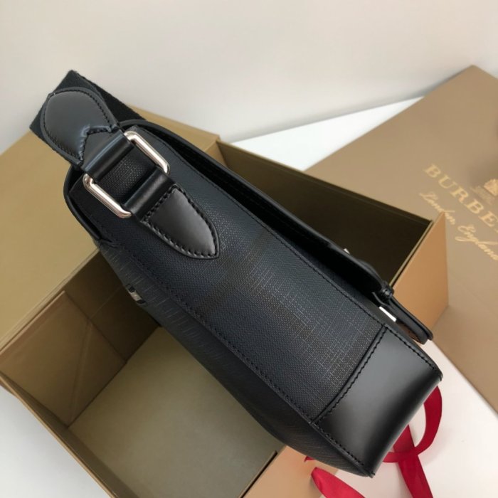 202103SS新作 Burberry バーバリー メンズ ショルダーバック スーパーコピー
