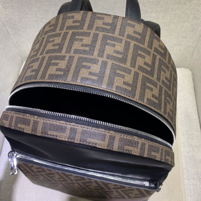 2020SS新作 FENDI フェンディ リュックバック スーパーコピー