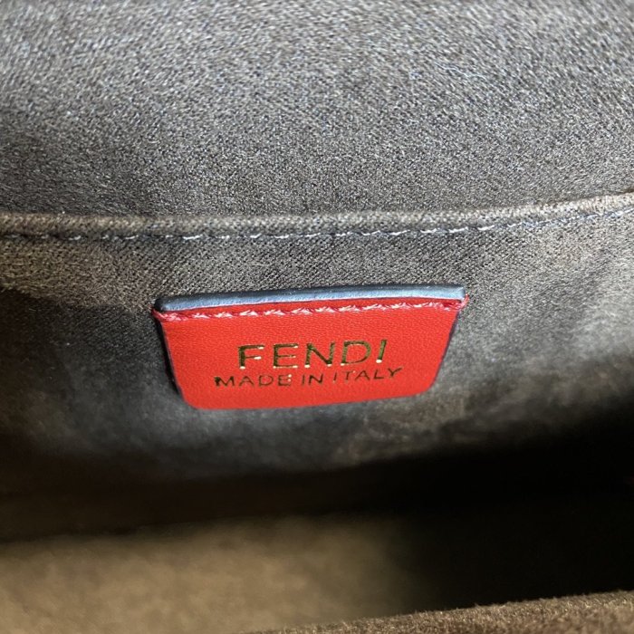 202103SS新作 FENDI フェンディ レディースショルダーバックスーパーコピー