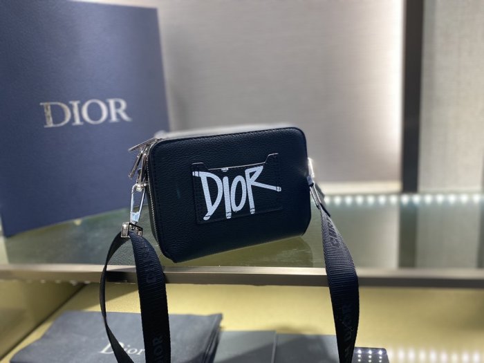 202103SS新作 Dior ディオール メンズ ショルダーバックスーパーコピー