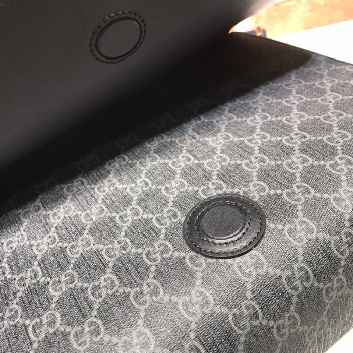 202103SS新作 Gucci グッチ メンズ ショルダーバックスーパーコピー