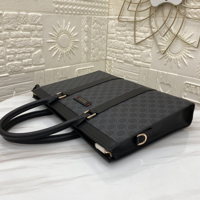 202103SS新作 Gucci グッチ メンズ ハンドバックスーパーコピー