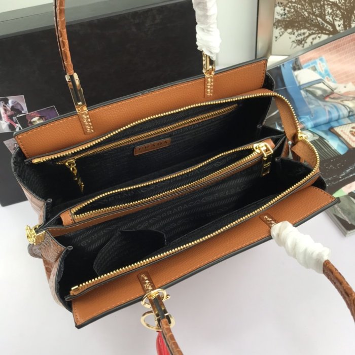 2021SS新作 Prada プラダ レディースハンドバックスーパーコピー