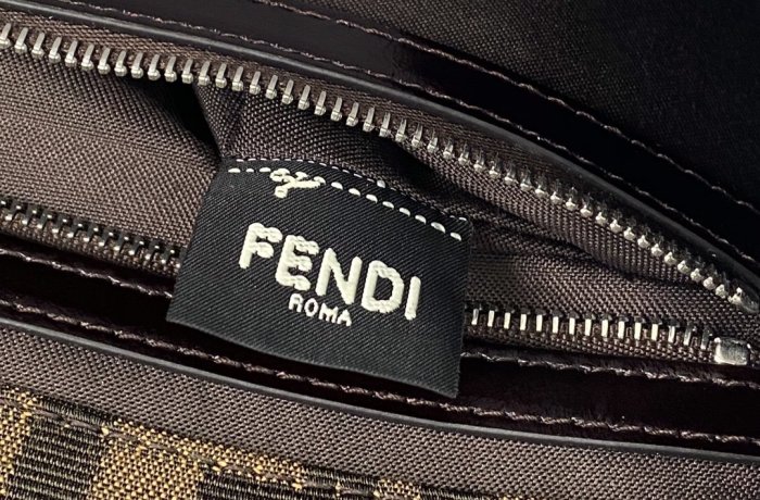 202103SS新作 FENDI フェンディ レディースショルダーバックスーパーコピー