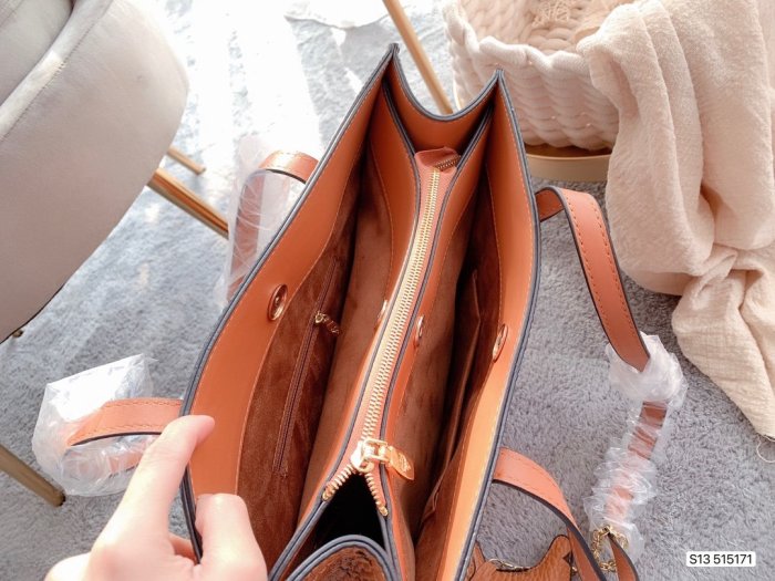 2020SS新作 MCM エムシーエム レディース ショルダーバッグ スーパーコピー