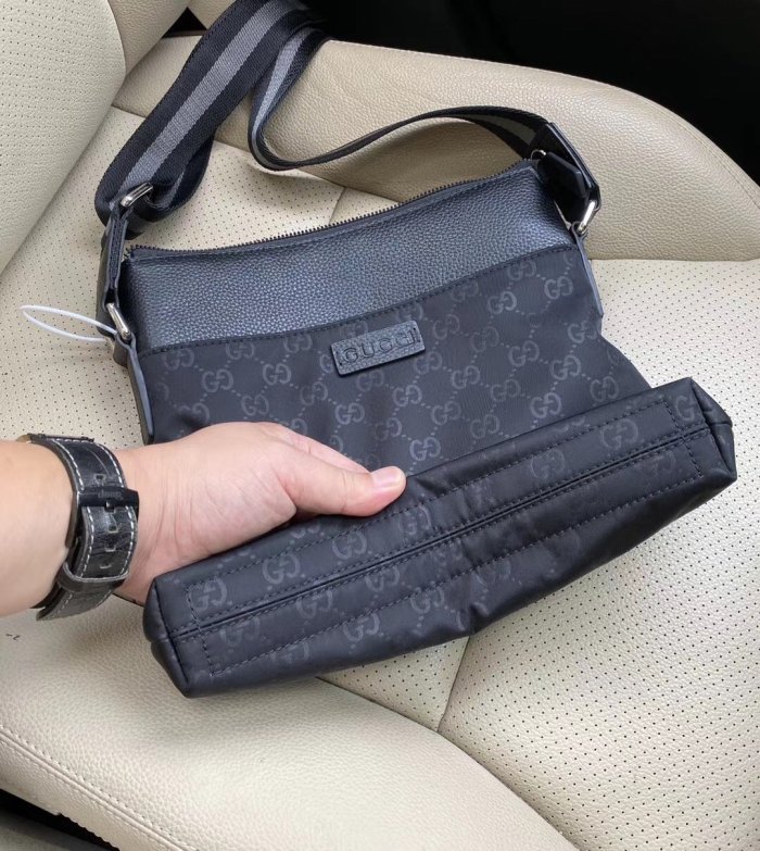 2020SS新作 Gucci グッチ メンズ ショルダーバックスーパーコピー