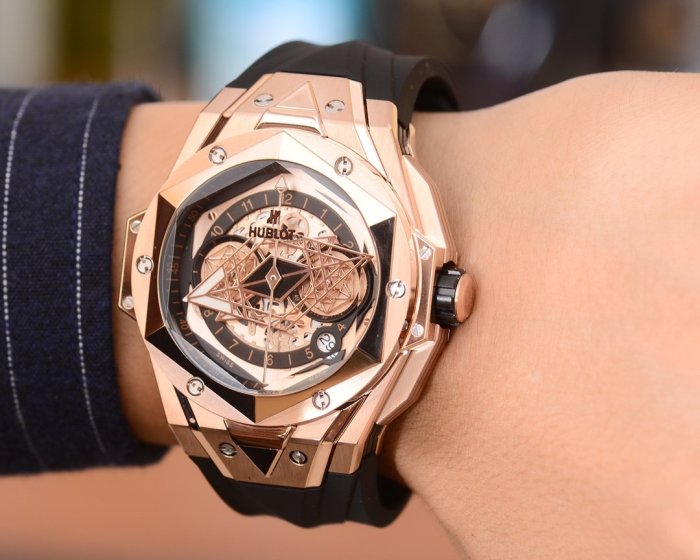 2020SS新作HUBLOT ウブロ メンズ 時計 スーパーコピー2色