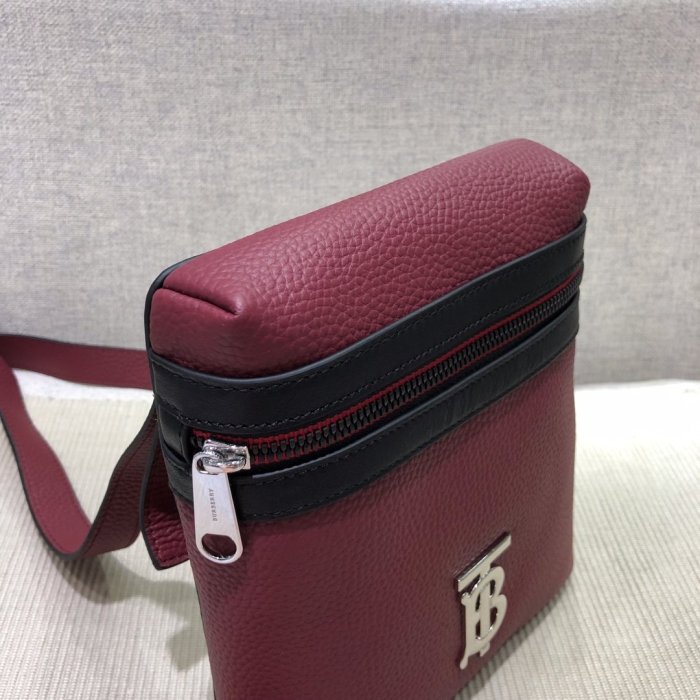 2020SS新作 Burberry バーバリー メンズ ショルダーバック スーパーコピー
