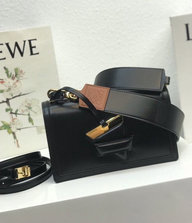 202106SS新作 LOEWE ロエベ レディース ショルダーバッグスーパーコピー
