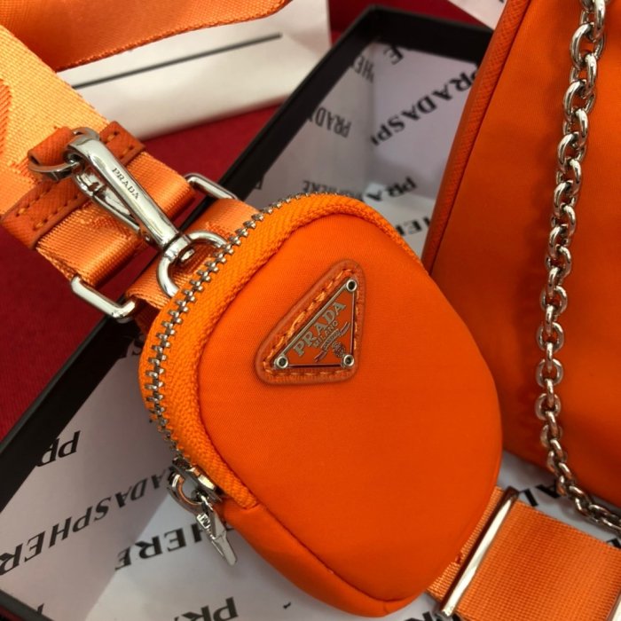 2021SS新作 Prada プラダ レディース ショルダーバックスーパーコピー