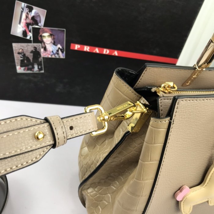 2021SS新作 Prada プラダ レディースハンドバックスーパーコピー