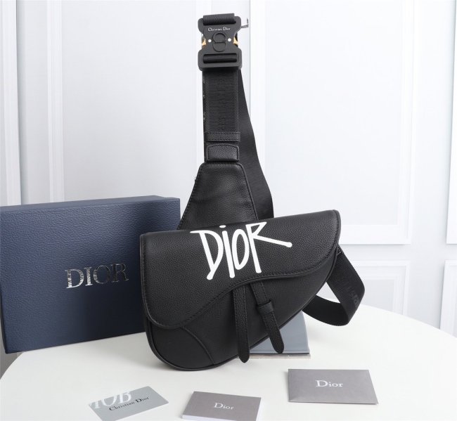 2021SS新作 Dior ディオール メンズ ショルダーバック スーパーコピー