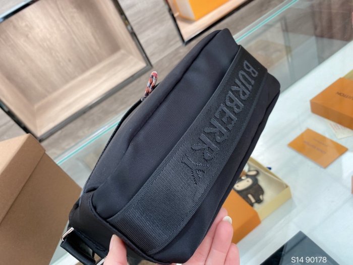 202103SS新作Burberryバーバリー レディース ショルダーバック スーパーコピー