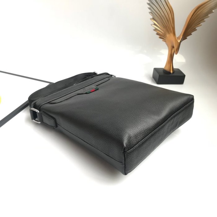 2021SS新作 Gucci グッチ メンズ ショルダーバックスーパーコピー
