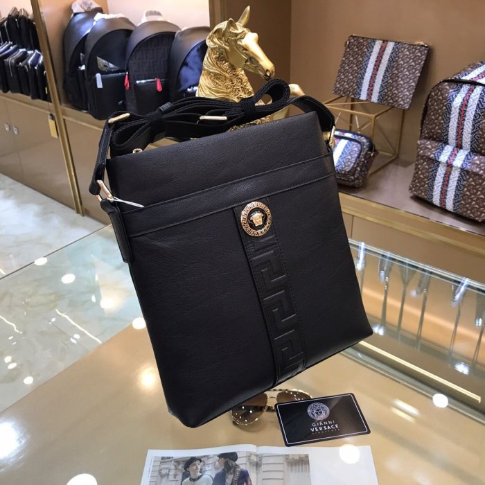 202106SS新作 Versace ヴェルサーチェ メンズ ショルダーバッグ スーパーコピー