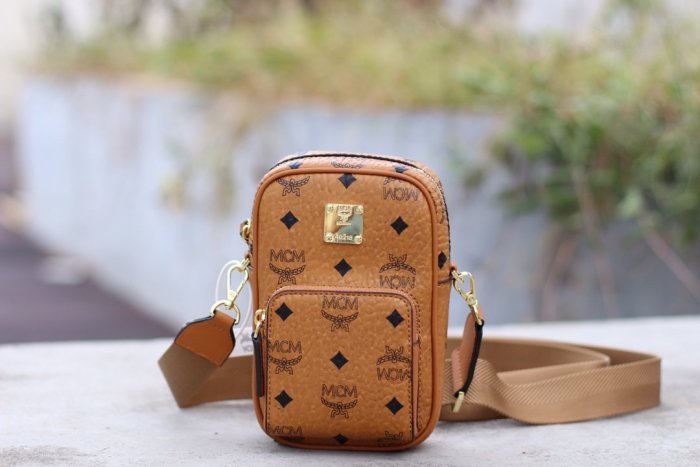 2020SS新作 MCM エムシーエム レディース ショルダーバック スーパーコピー