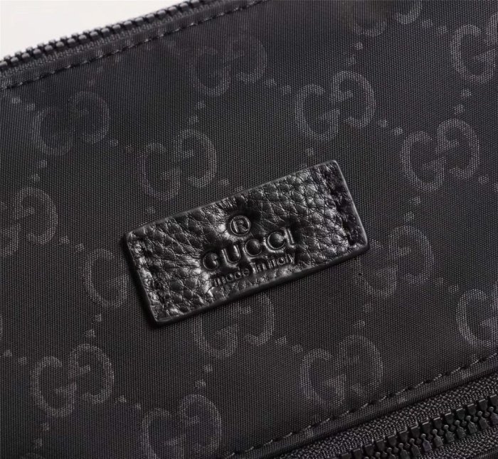 202103SS新作 Gucci グッチ メンズ ショルダーバックスーパーコピー