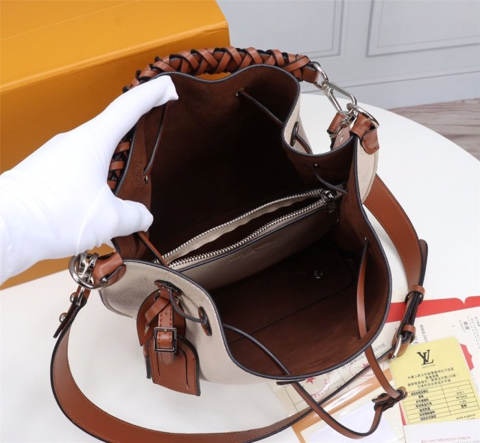 202106SS新作 Louis Vuitton ルイヴィトン レディース ショルダーバック スーパーコピー