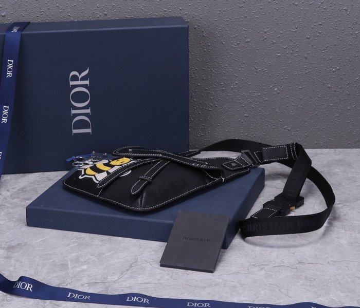 2020SS新作 Dior ディオール メンズ ショルダーバック スーパーコピー