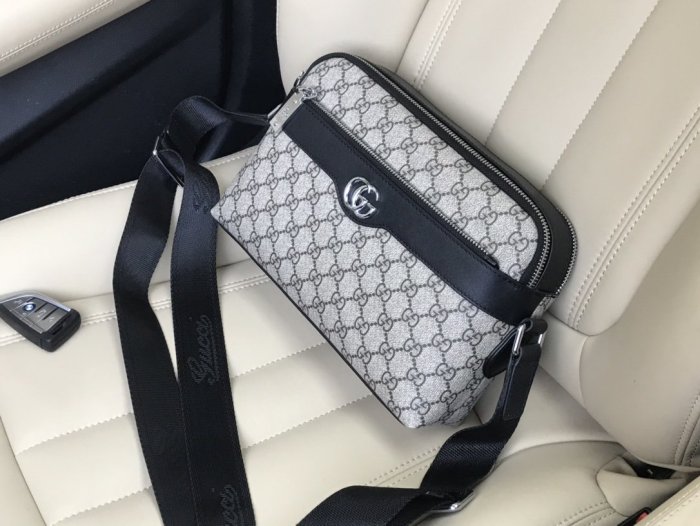 2020SS新作 Gucci グッチ メンズ ショルダーバックスーパーコピー