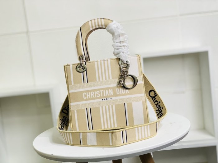 2021SS新作 Dior ディオールレディースショルダーバック スーパーコピー