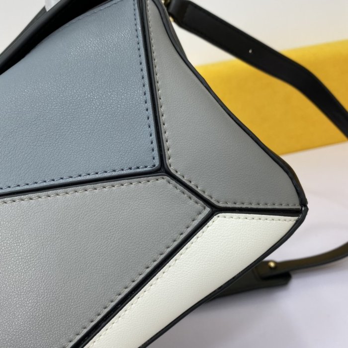 202106SS新作 LOEWE ロエベ レディース ショルダーバッグスーパーコピー