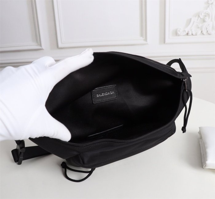 202103SS新作 Balenciaga バレンシアガ メンズ ショルダーバックスーパーコピー