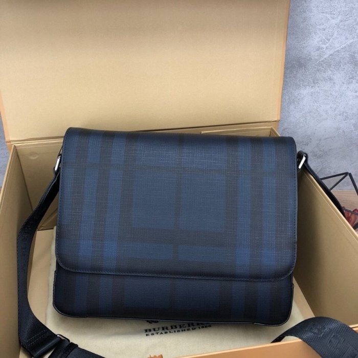 2020SS新作 Burberry バーバリー メンズ ショルダーバック スーパーコピー