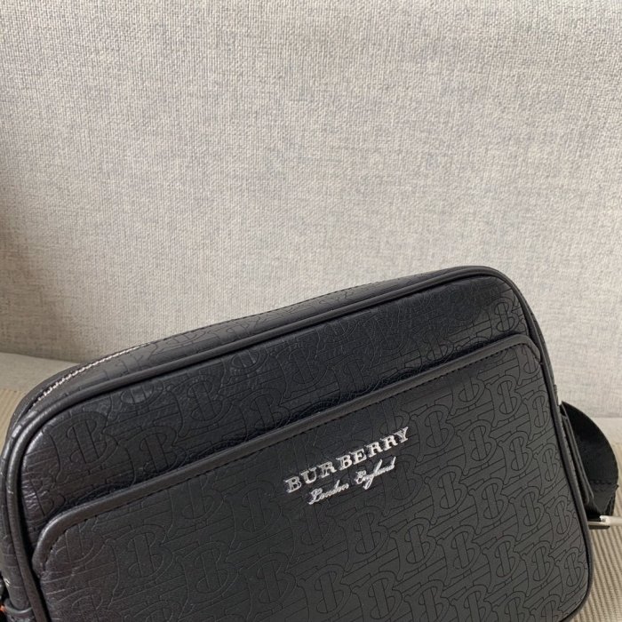 2021SS新作 Burberry バーバリー メンズ ショルダーバック スーパーコピー