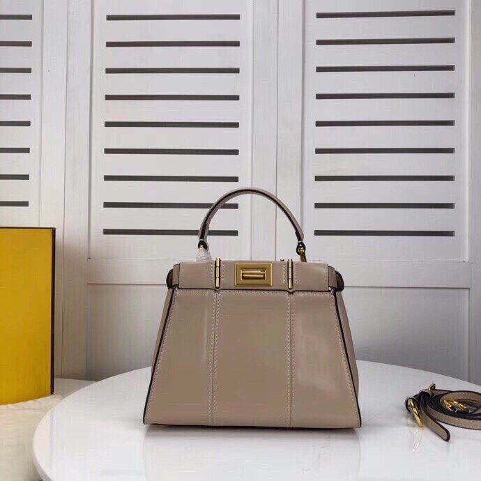 2020SS新作 FENDI フェンディ レディース ハンドバックスーパーコピー
